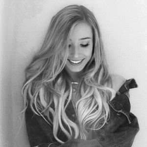 Meet your Posher, Caitlin